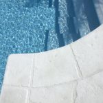 Zwembadrandsteen mediterrane Robuust Wit, grijs of zandkleur