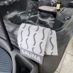 XL Sauna Handdoek 200x85cm Grijs/Lichtgrijs S-Gestreept