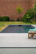 Wit gestippeld Zwembadrandsteen 60x30x2 cm Hongkong nr. 102 - Afbeelding 15