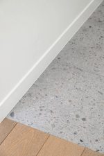 Wit gestippeld Zwembadrandsteen 60x30x2 cm Hongkong nr. 102 - Afbeelding 18