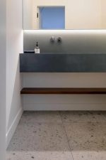 Wit gestippeld Zwembadrandsteen 60x30x2 cm Hongkong nr. 102 - Afbeelding 21