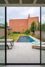 Wit gestippeld Zwembadrandsteen 60x30x2 cm Hongkong nr. 102 - Afbeelding 10