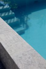 Natuursteen Zwembadrandsteen 60x35x5/3 cm Shanghai nr. 104 - Afbeelding 6